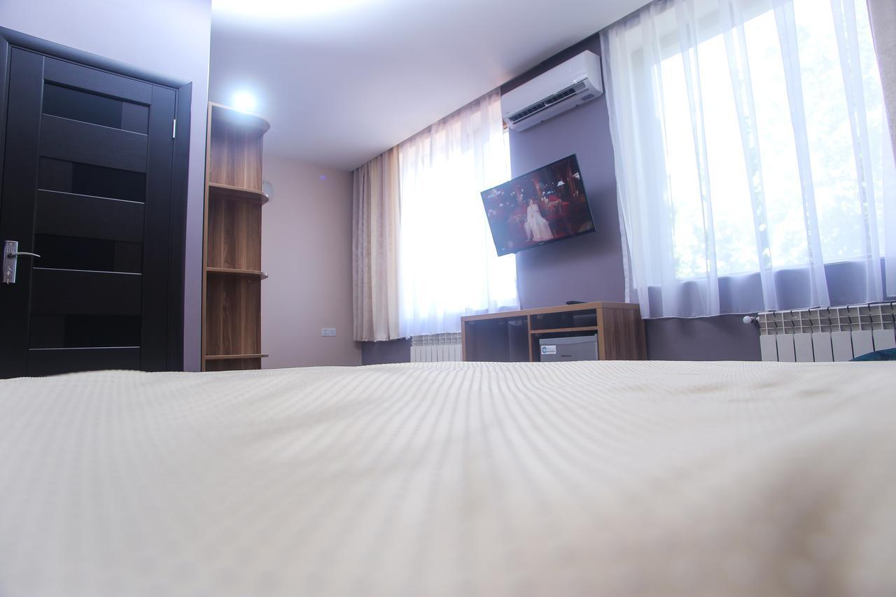 Evim Otel Zaqatala Ngoại thất bức ảnh