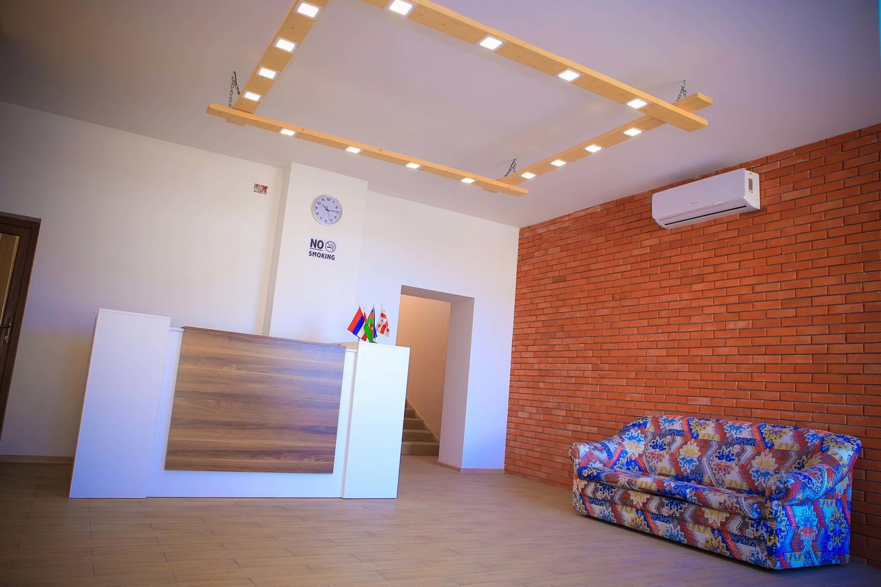 Evim Otel Zaqatala Ngoại thất bức ảnh