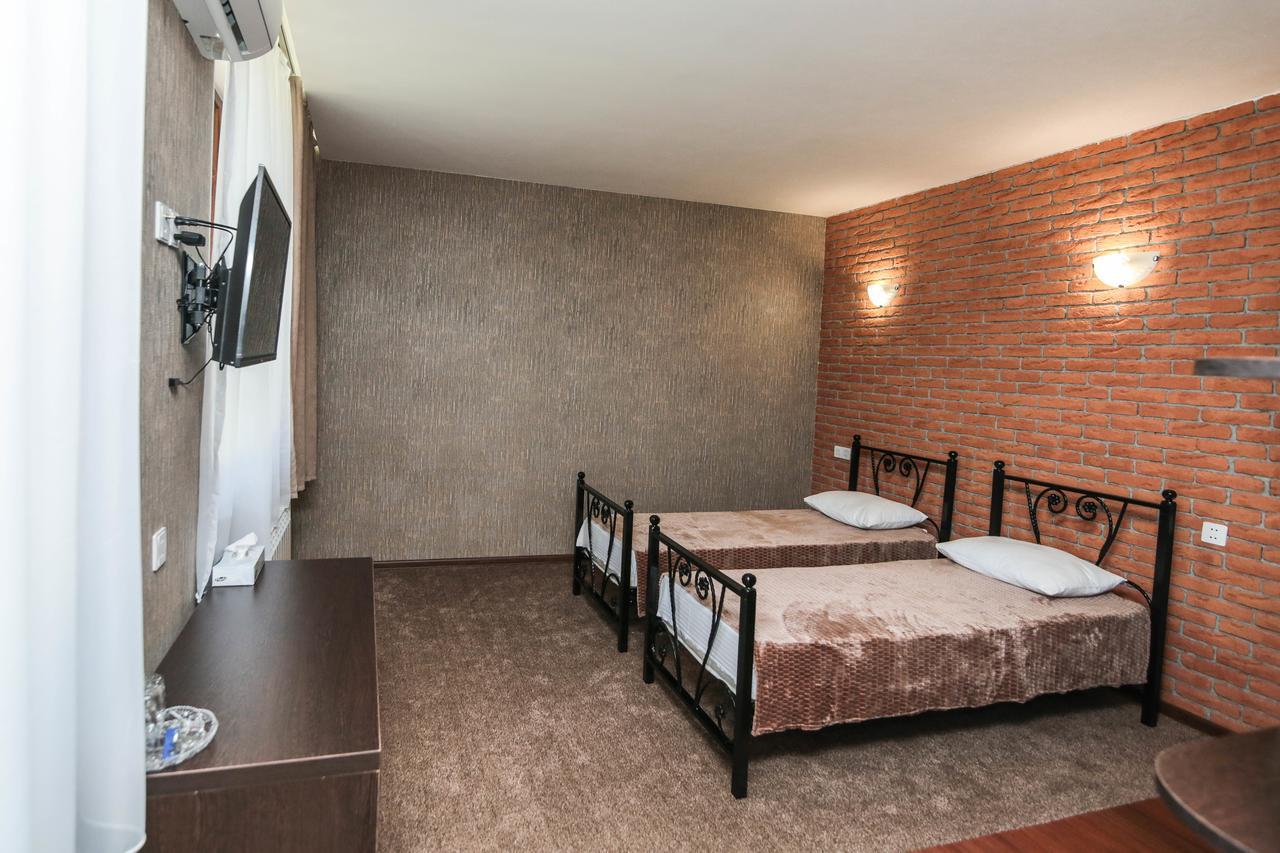 Evim Otel Zaqatala Ngoại thất bức ảnh